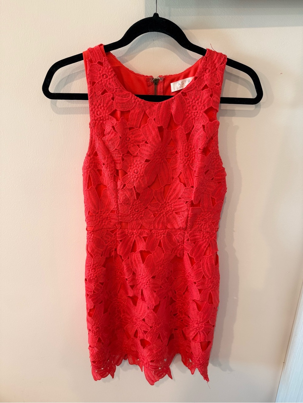 ASTR Red Floral Lace Cocktail Dress